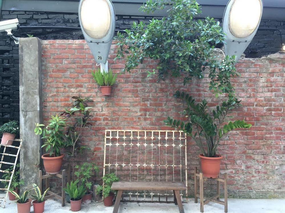 被愛咖啡小旅館 Birdeye Garden Tainan Eksteriør bilde